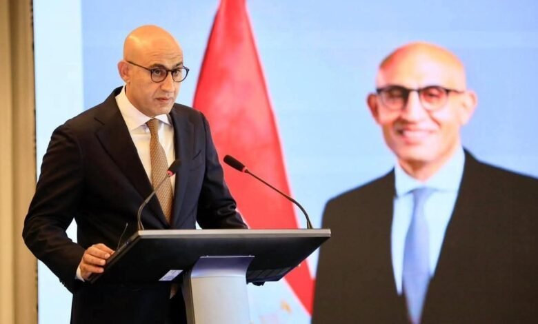 وزير التربية والتعليم يشهد احتفالية الانتهاء من المرحلة الأولى من البرنامج القومى لتنمية مهارات اللغة العربية