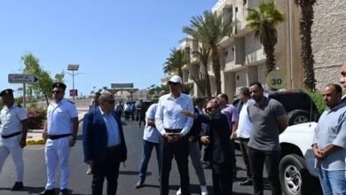 محافظ جنوب سيناء يتابع الأعمال المنفذة بخطة الطرق بشرم الشيخ