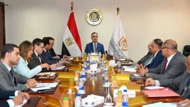وزير التموين يعقد اجتماعًا موسعًا مع الشعبة العامة للمخابز وغرفة صناعة الحبوب لمتابعة منظومتي الطحن والخبز