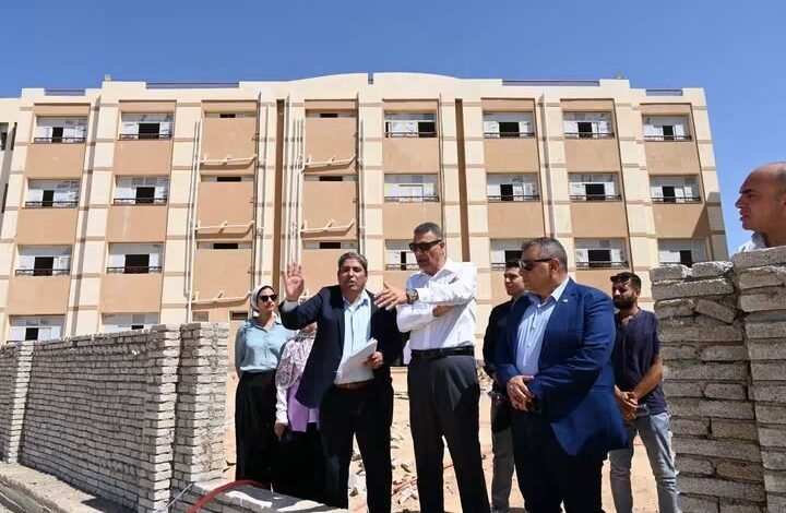 محافظ جنوب سيناء يتفقد مدرسة النيل الدولية بشرم الشيخ