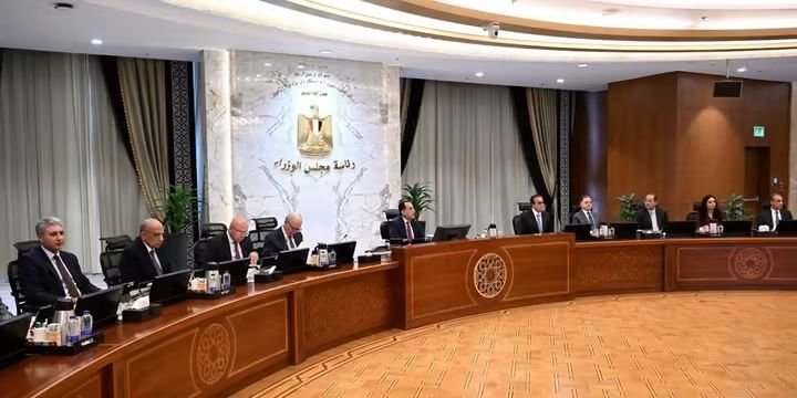 رئيس الوزراء يترأس الاجتماع الأسبوعي للحكومة