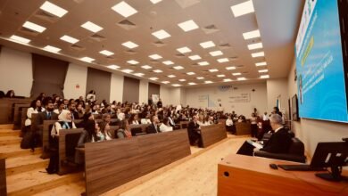 الجامعة البريطانية وبرنامج الأمم المتحدة الإنمائي يفتتحان البرنامج الدولي لمحاكاة قمة المناخ COP31