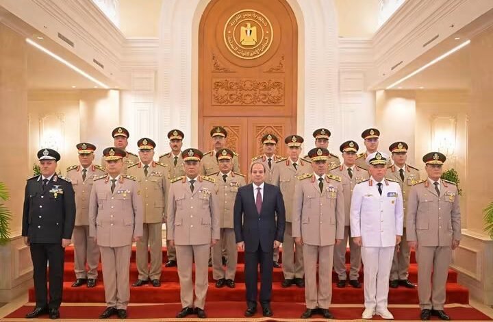 الرئيس السيسي يترأس اجتماع المجلس الأعلى للقوات المسلحة