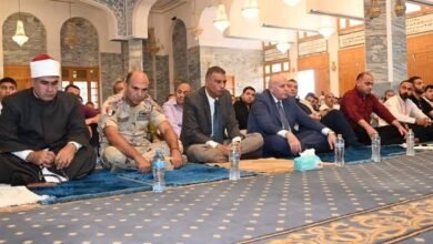 محافظ جنوب سيناء يؤدي صلاة الجمعة بمسجد السلام بمدينة شرم الشيخ