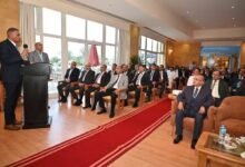 محافظ جنوب سيناء يلتقي دارسي الدورة 56 بكلية الدفاع الوطني ويستعرض استراتيجية التنمية الشاملة بالمحافظة