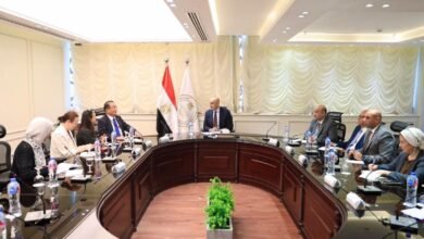 وزير التربية والتعليم يلتقي الرئيس التنفيذي لمجموعة “كيوتو إيكويكان” التعليمية اليابانية