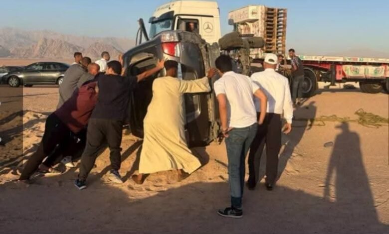 إصابة حكمدار جنوب سيناء ووفاة مدير مكتبه في حادث انقلاب سيارة على الطريق الدولي