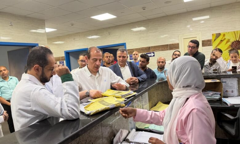نائب وزير الصحة يتفقد مستشفى منفلوط المركزي ويوجه بتطوير الخدمات ورفع كفاءة الأداء