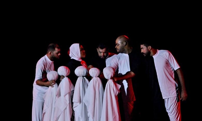 فرقة مسرح عُمان للصم تحصد جائزة أفضل عرض متكامل في مهرجان «أرض الإيماءات» الدولي بموسكو
