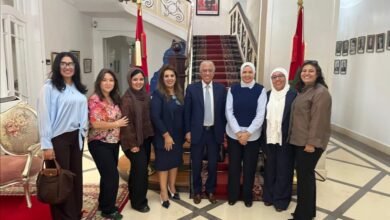 لقاء ودي يجمع بين سفير المغرب وأعضاء رابطة الجالية المغربية الإجتماعية بمصر