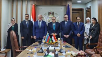 رئيس هيئة الدواء المصرية يبحث مع سفير أذربيجان بالقاهرة