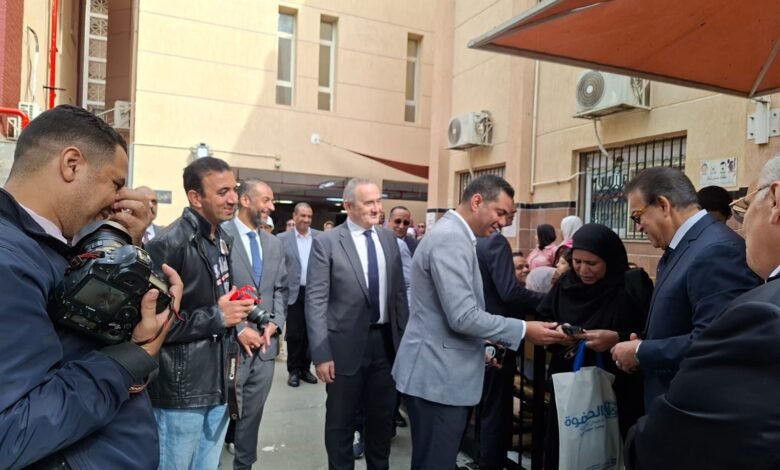 وزير الصحة يتفقد الأقسام المطورة بمعهد الرمد التذكاري ومستشفى الجلاء التعليمي
